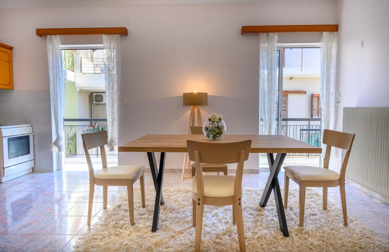 Flower Apartment プレベザ エクステリア 写真
