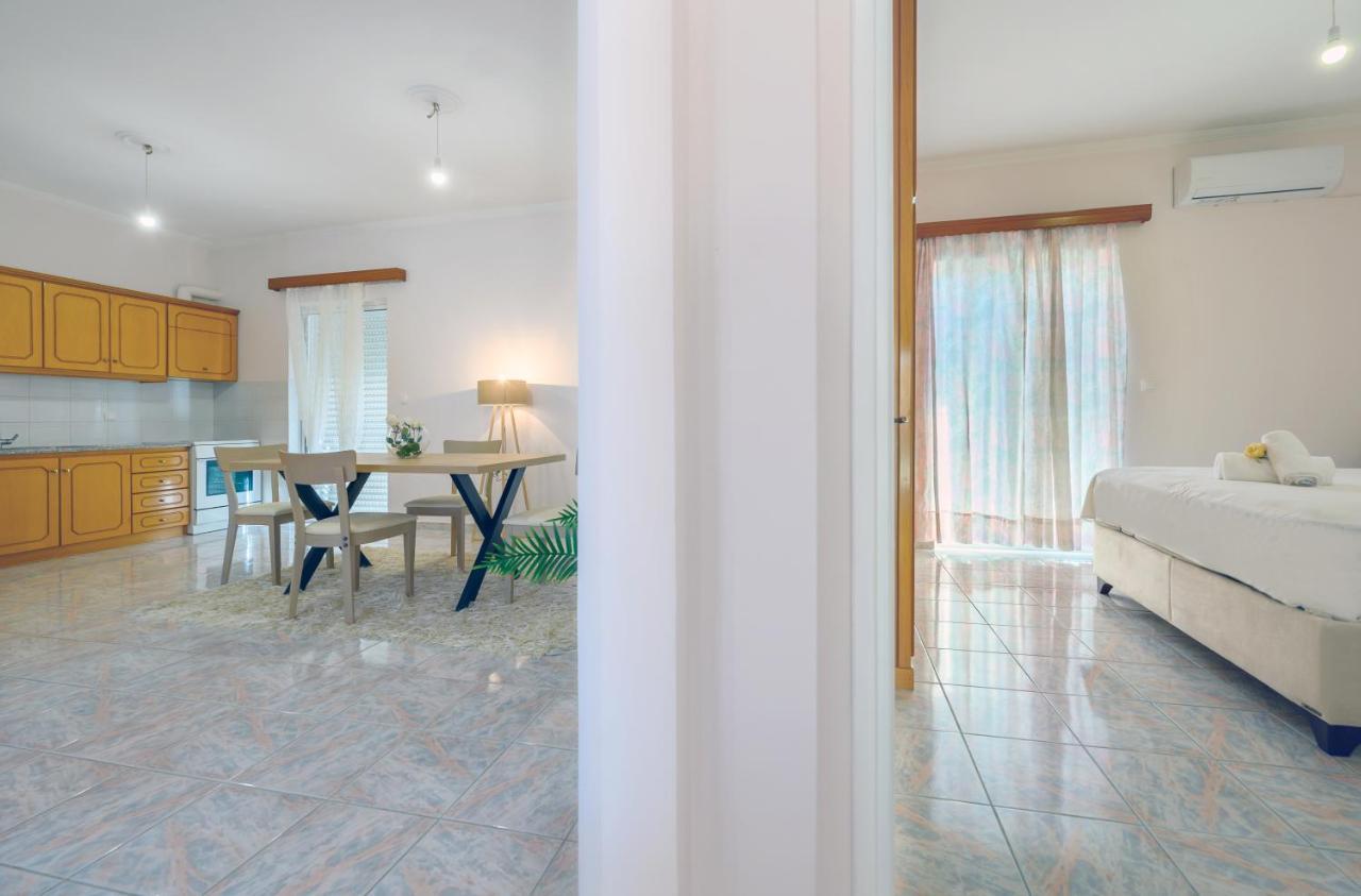 Flower Apartment プレベザ エクステリア 写真