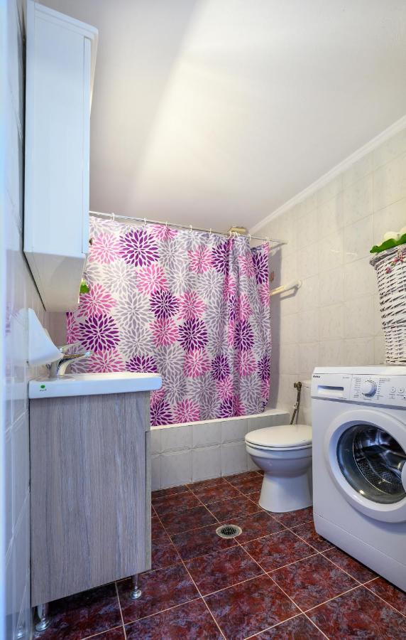 Flower Apartment プレベザ エクステリア 写真